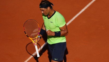 kaiyun集团-法网八强德纳遭95后围剿 “三小天王”谁能脱颖而出